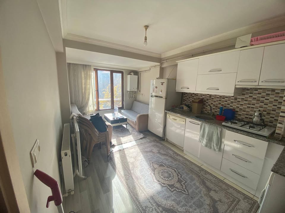 Uşak Ünalan Mah. Satılık 1 +1 Apart