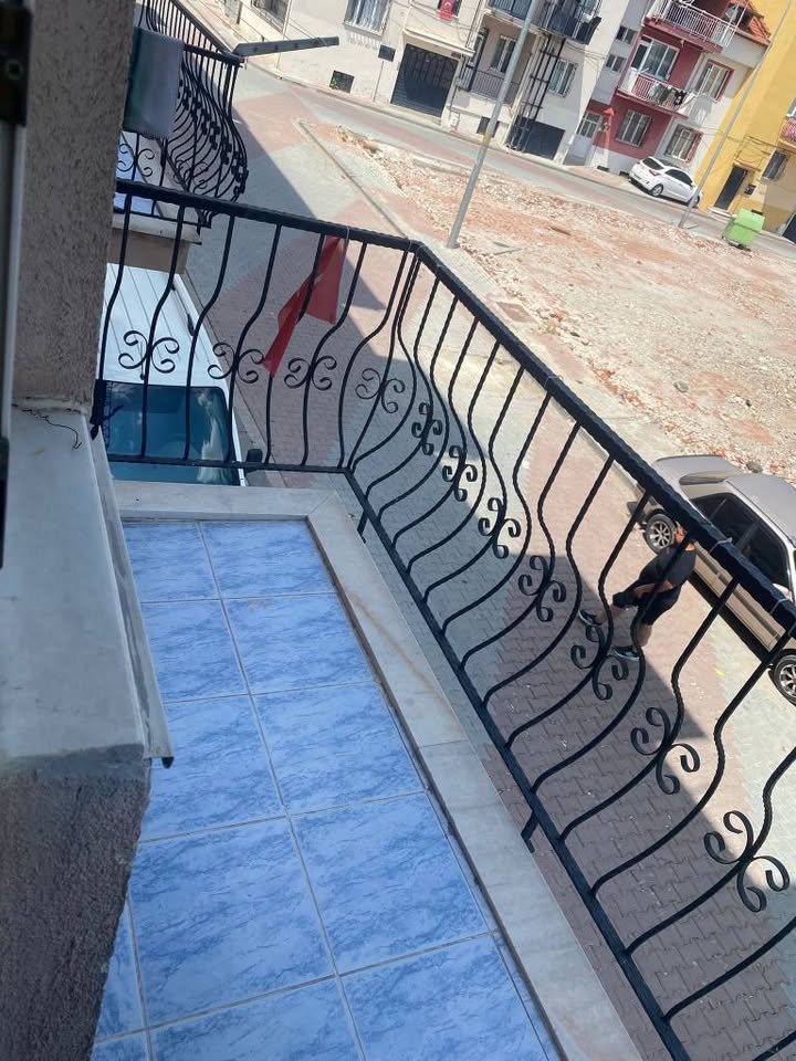 Uşak Ünalan Mahallesi Satılık 3+1 Daire