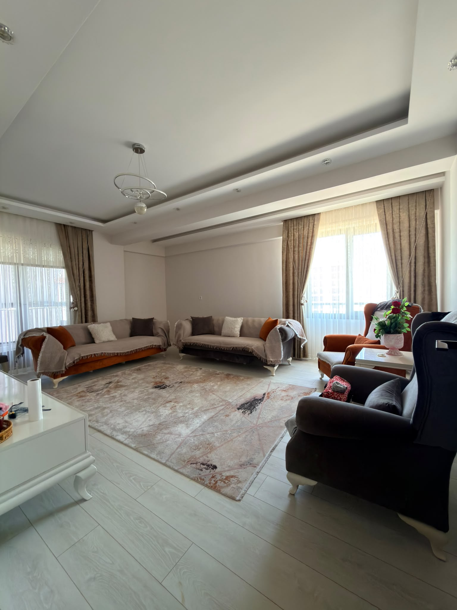 FATİH MAHALLESİNDE 3+1 165 METRE SATILIK DAİRE